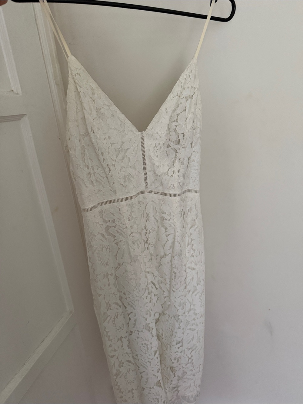 Astr White Lace Strapless Lace Midi Dress